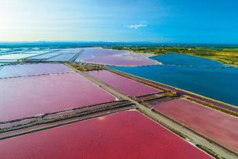 les salins d'aigues mortes